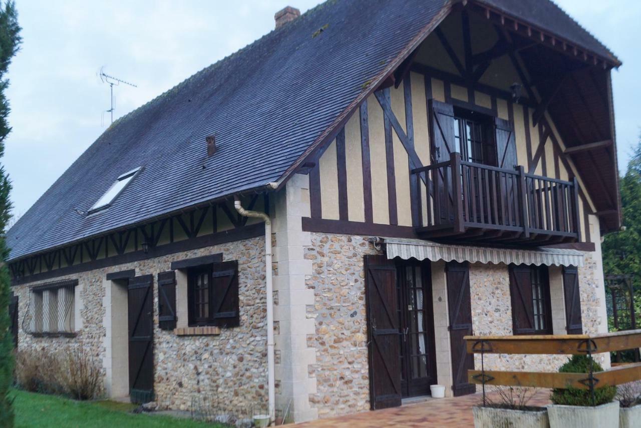 Maison Au Calme A La Campagne Saint-Pierre-de-Bailleul Luaran gambar
