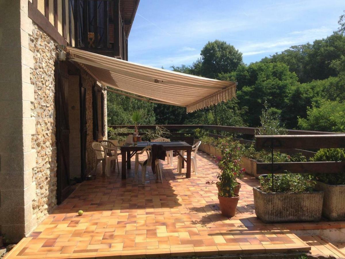 Maison Au Calme A La Campagne Saint-Pierre-de-Bailleul Luaran gambar